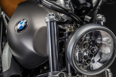 Headlight and tank close up